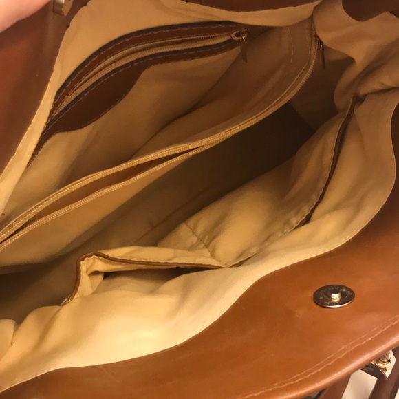 Red and white striped large purse - Picture 3 of 4